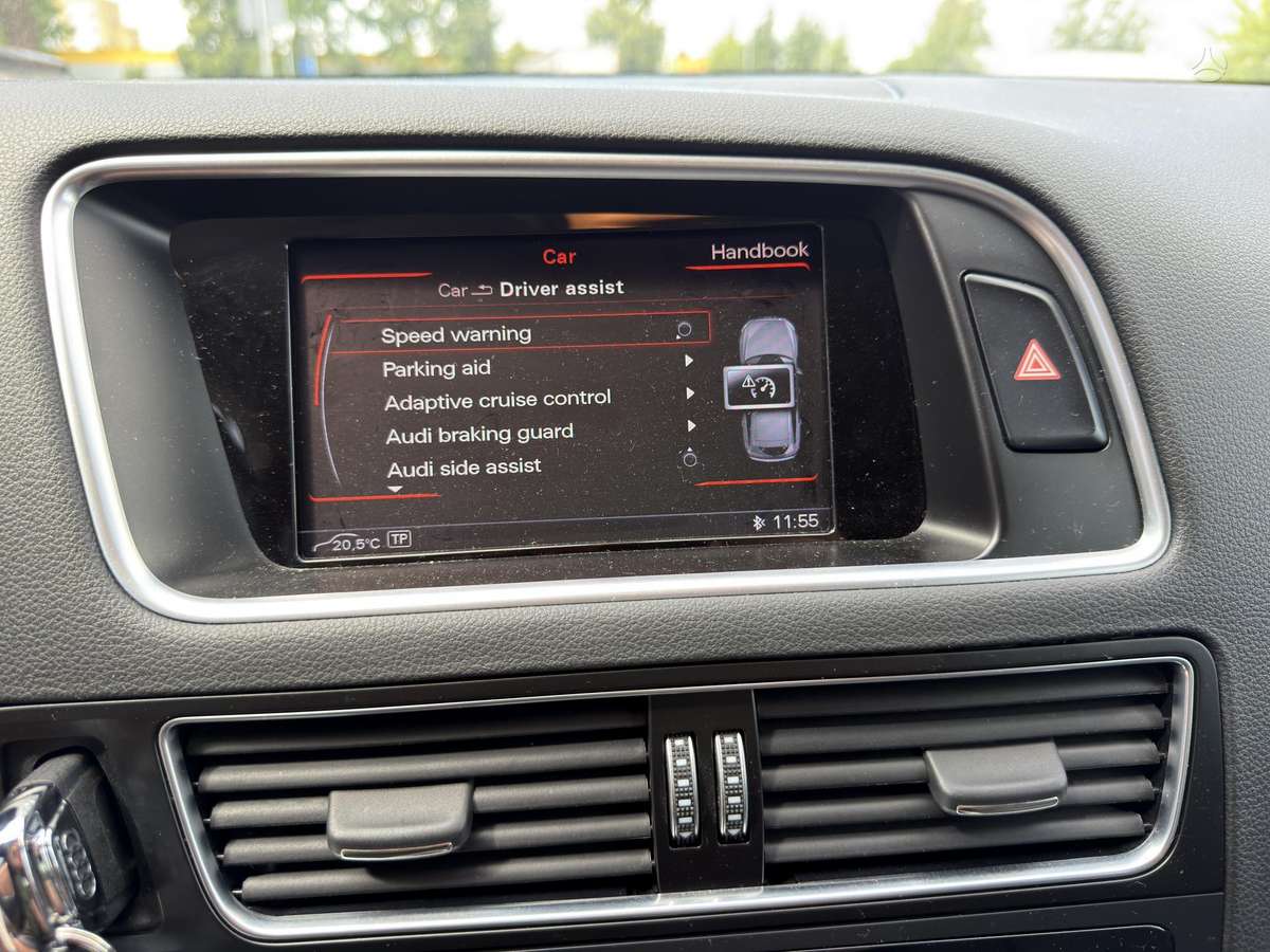 Audi Q5, 2.0 l., off-road / crossover