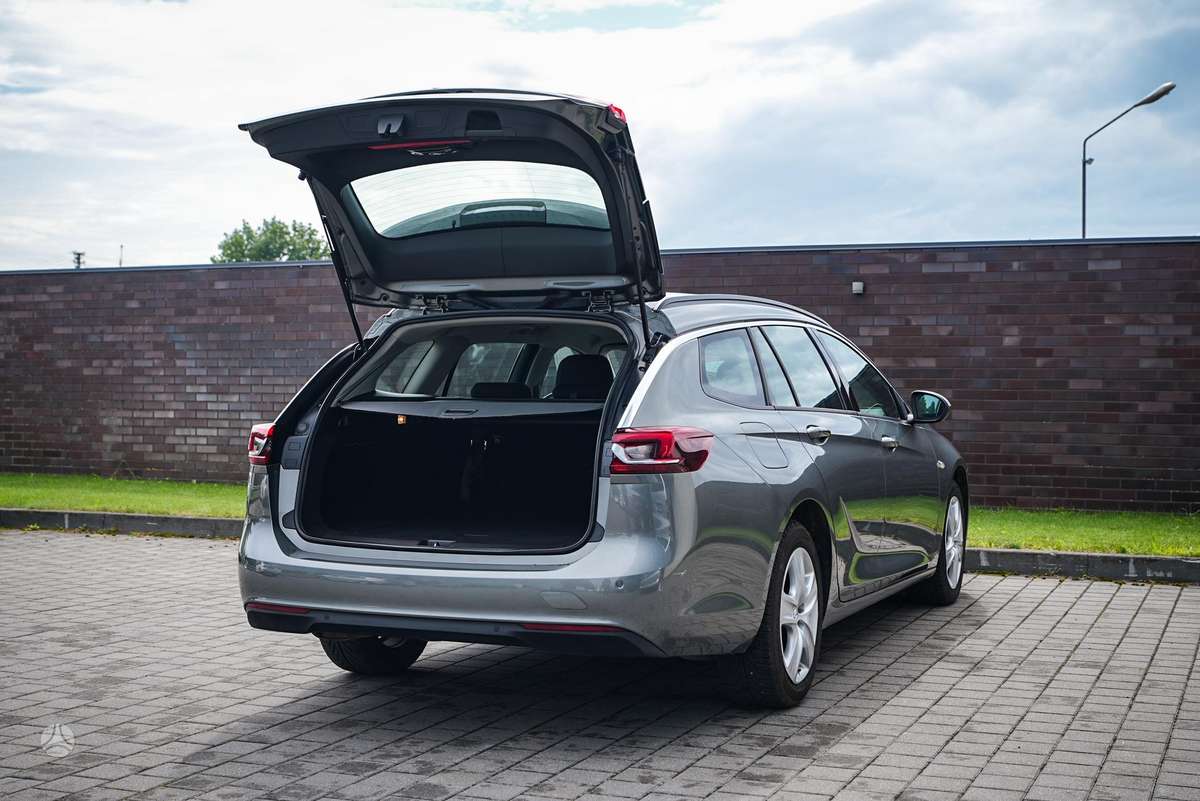 Opel Insignia, 1.6 l., Универсал