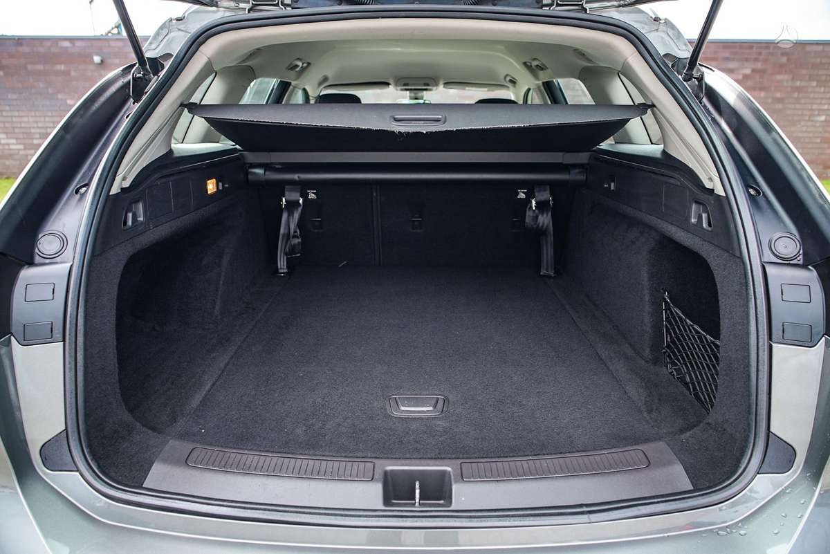 Opel Insignia, 1.6 l., Универсал