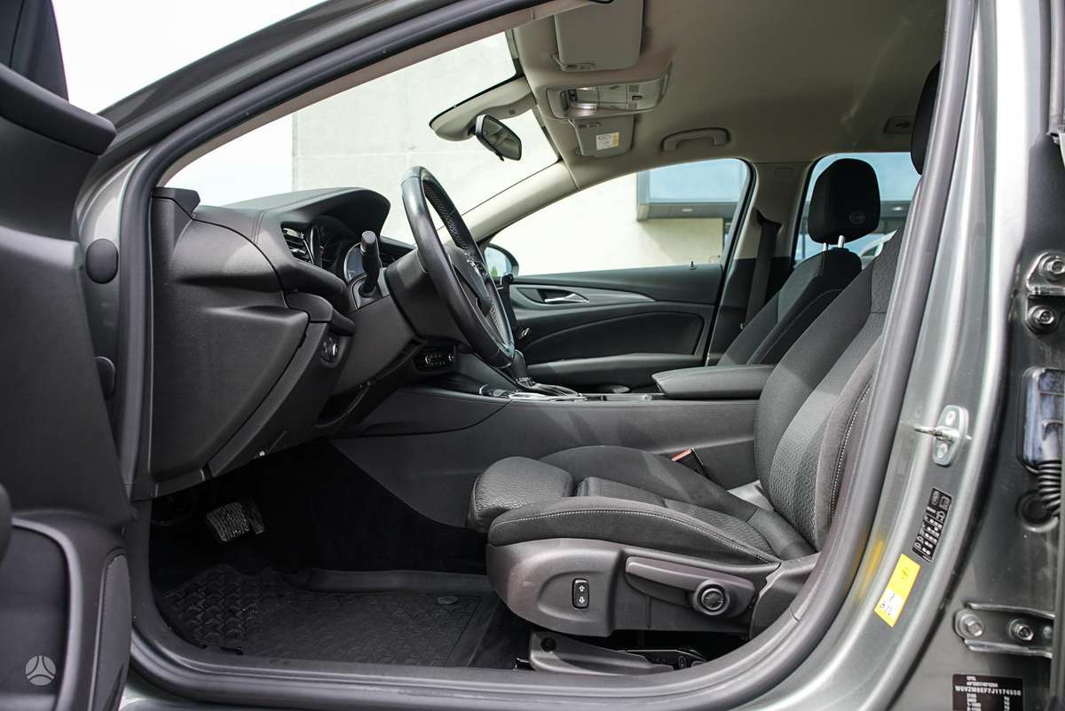 Opel Insignia, 1.6 l., Универсал