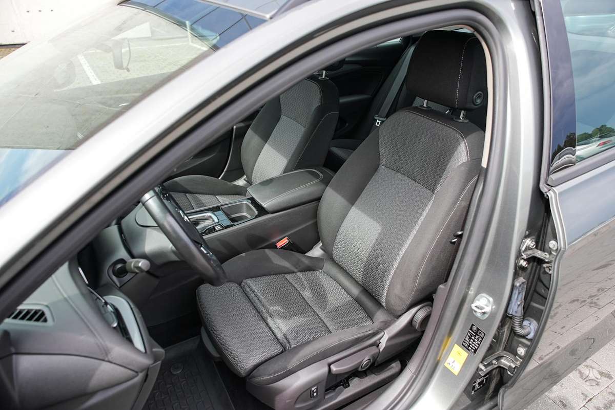 Opel Insignia, 1.6 l., Универсал