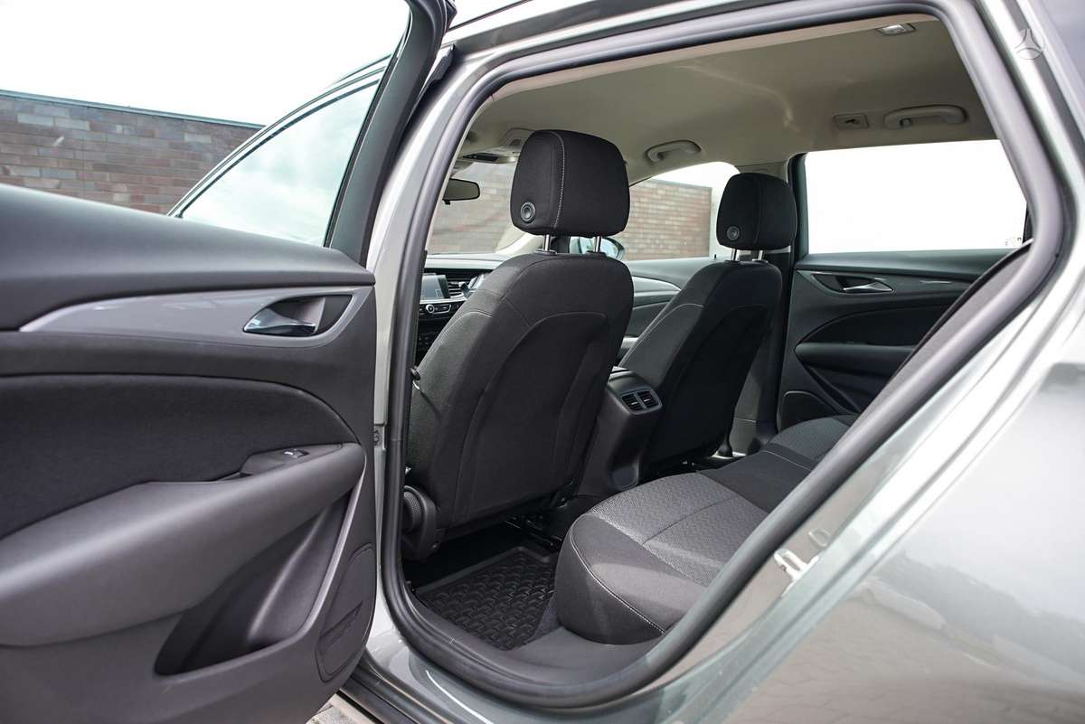 Opel Insignia, 1.6 l., Универсал