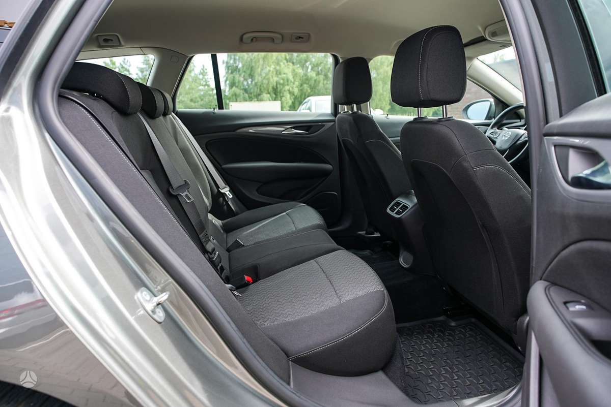 Opel Insignia, 1.6 l., Универсал