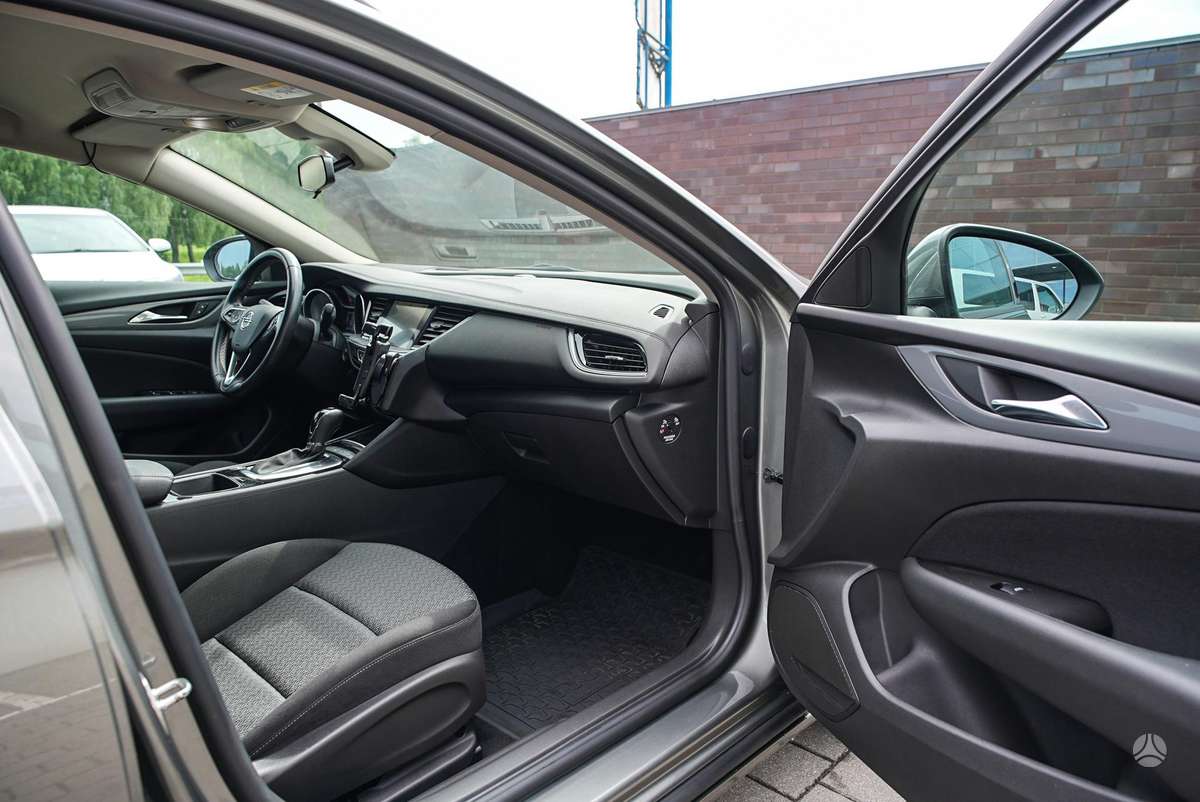 Opel Insignia, 1.6 l., Универсал