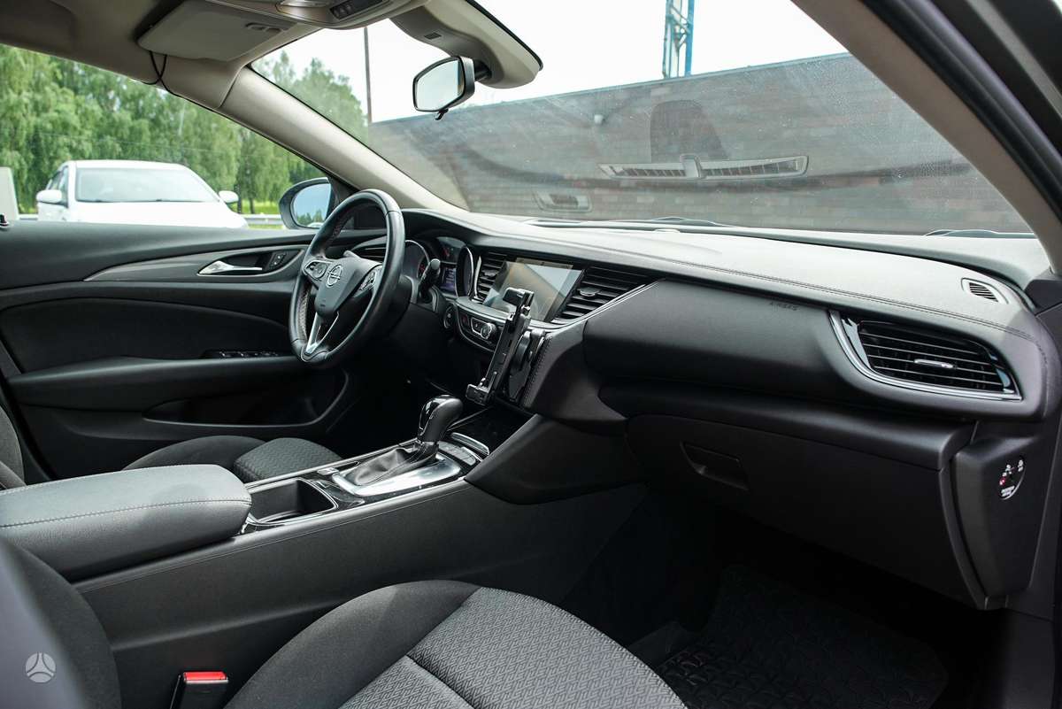 Opel Insignia, 1.6 l., Универсал
