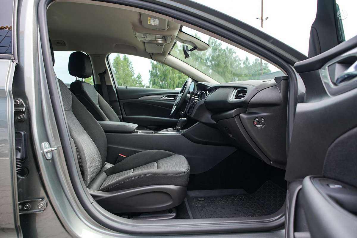 Opel Insignia, 1.6 l., Универсал