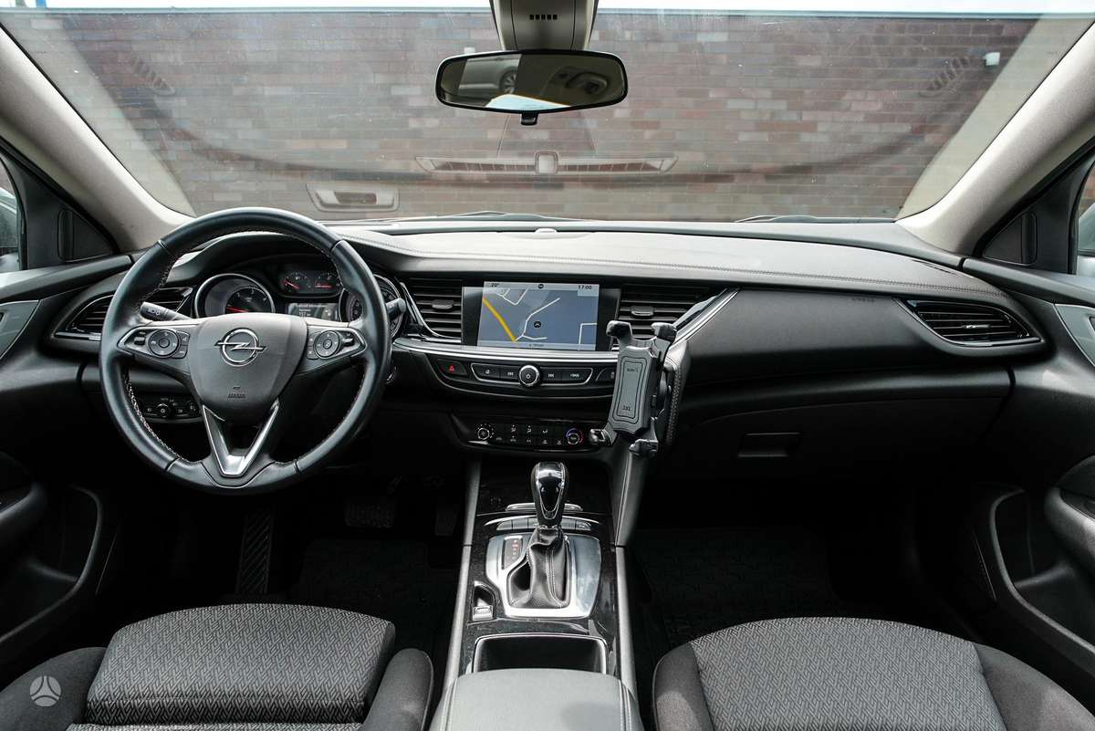 Opel Insignia, 1.6 l., Универсал