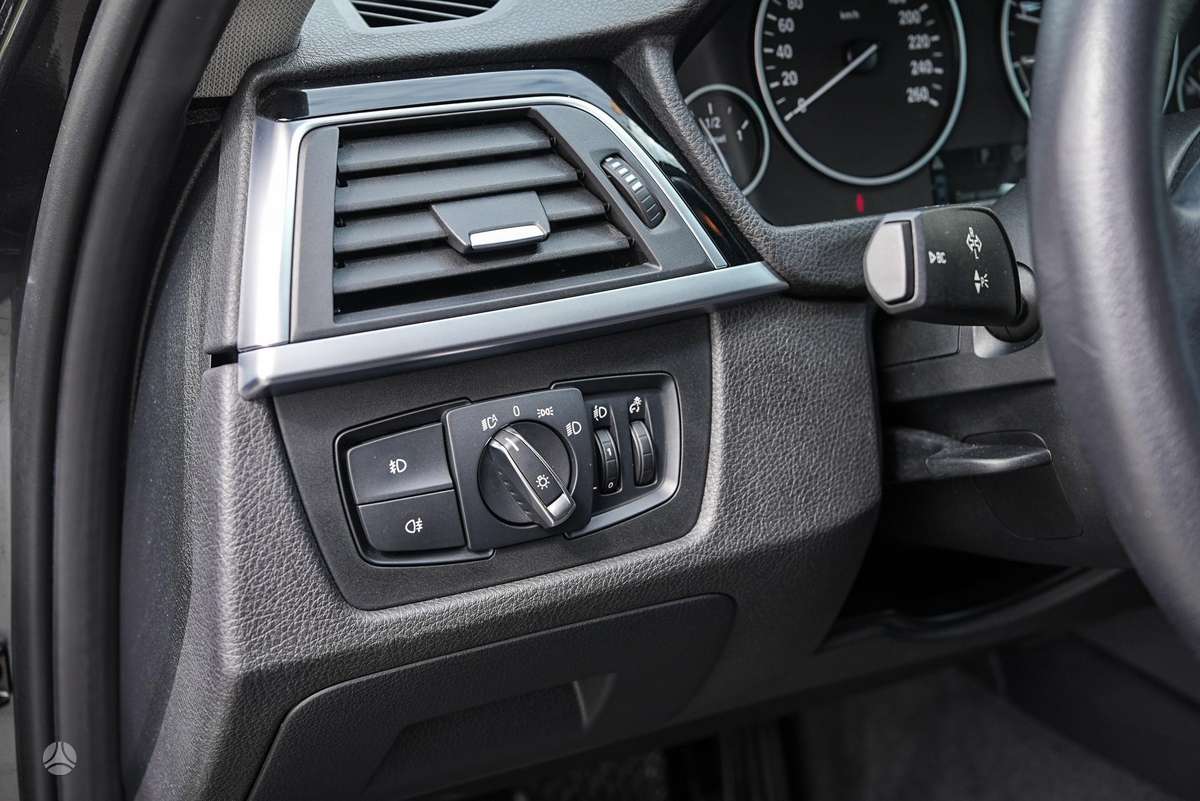 BMW 320, 2.0 l., universalas