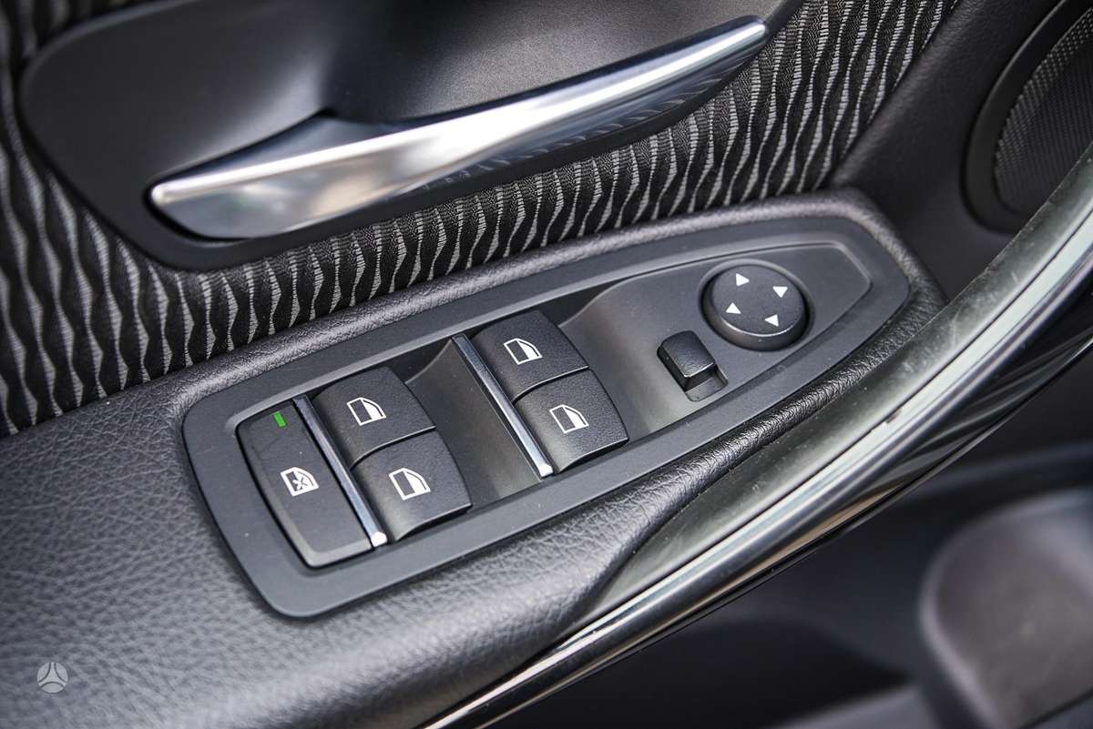 BMW 320, 2.0 l., Универсал