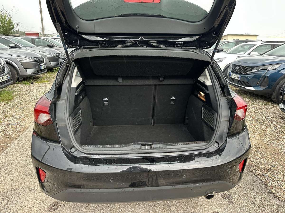 Ford Focus, 1.5 l., Хэтчбек