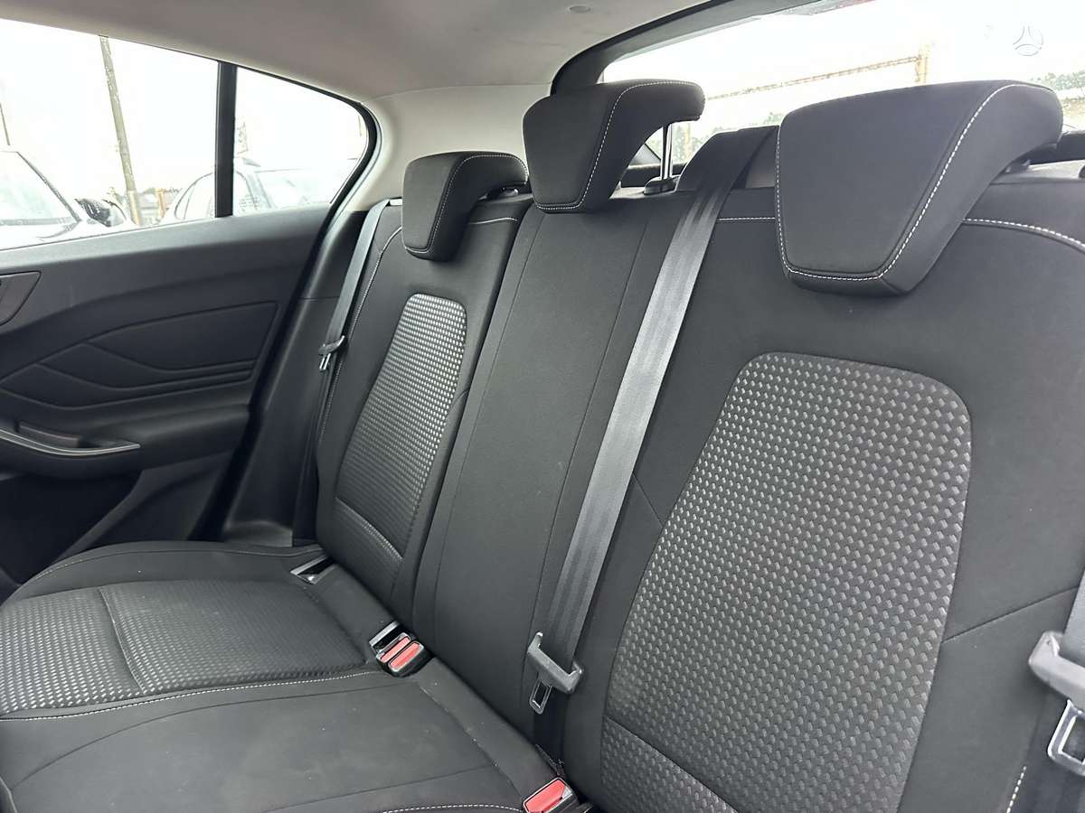 Ford Focus, 1.5 l., Хэтчбек