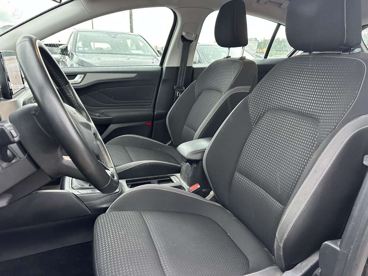 Ford Focus, 1.5 l., Хэтчбек