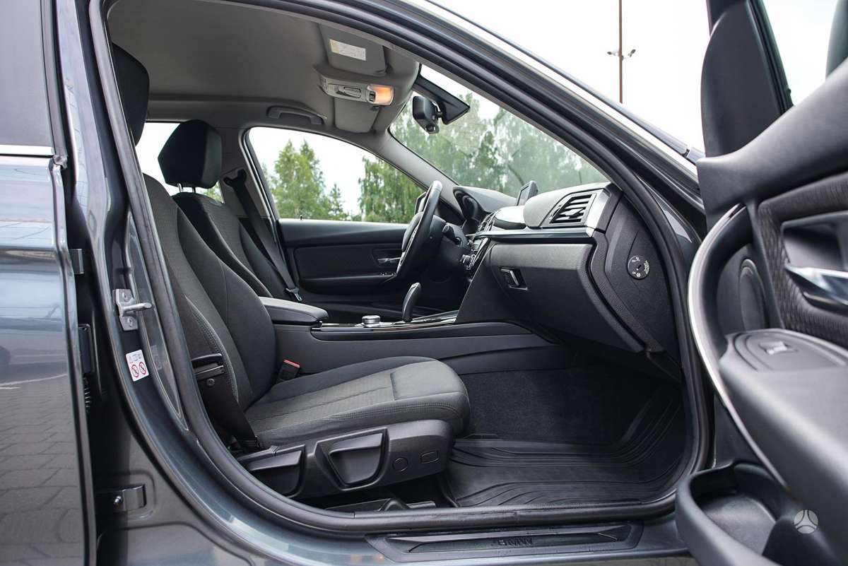 BMW 320, 2.0 l., wagon
