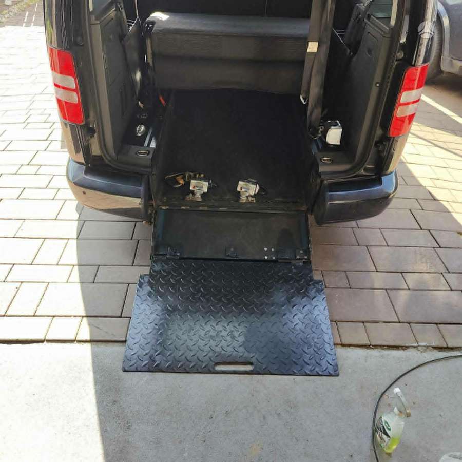 Volkswagen Caddy Maxi - 3