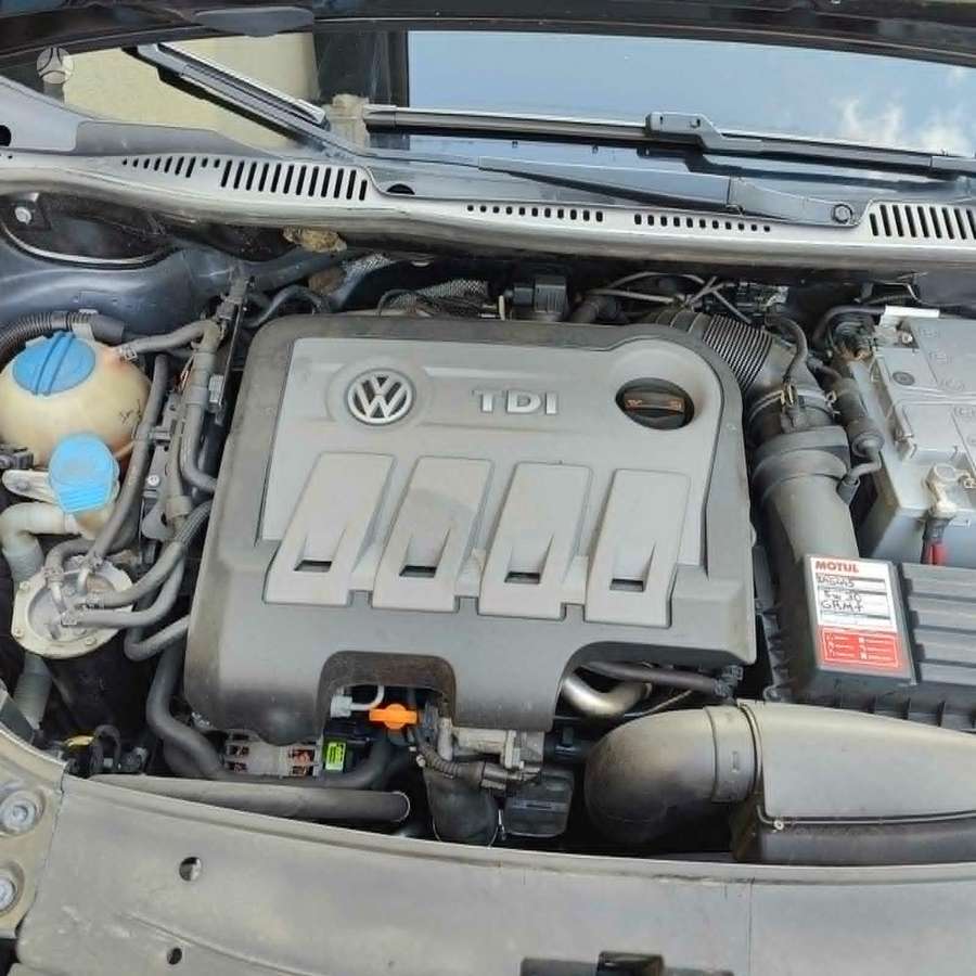 Volkswagen Caddy Maxi - 11