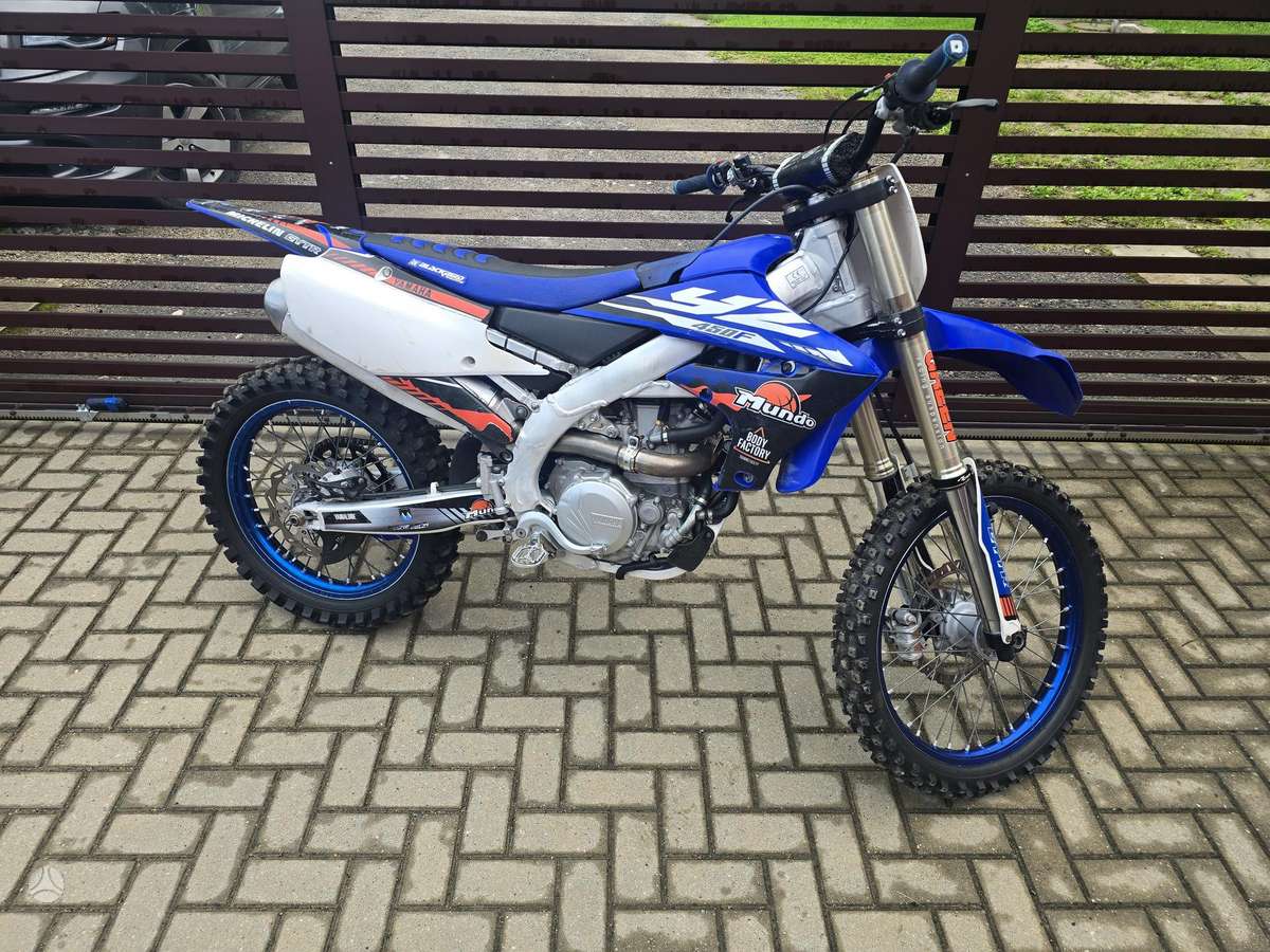 Yamaha YZF, krosiniai