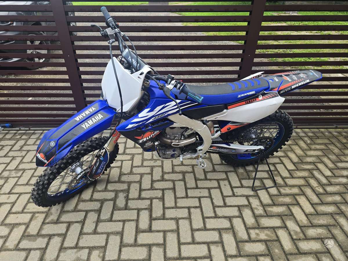 Yamaha YZF, krosiniai