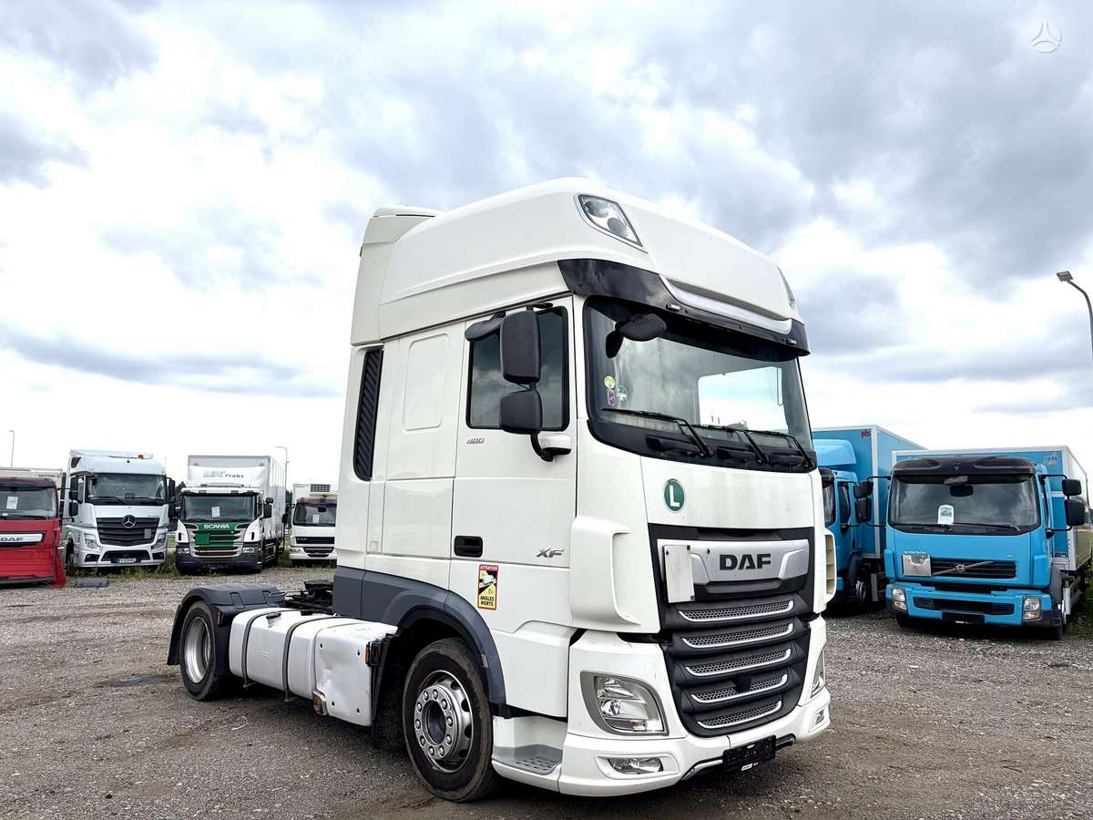 DAF XF 480 Mega Super Space Cab, double sleeper