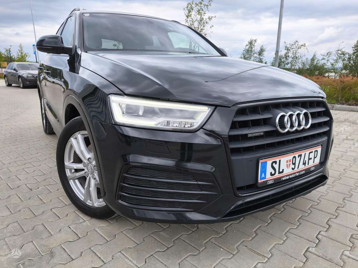Audi Q3, 2.0 l., off-road / crossover