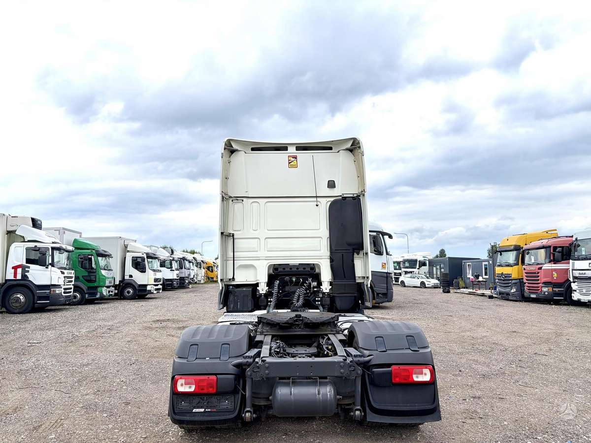 DAF XF 480 Mega Super Space Cab, double sleeper