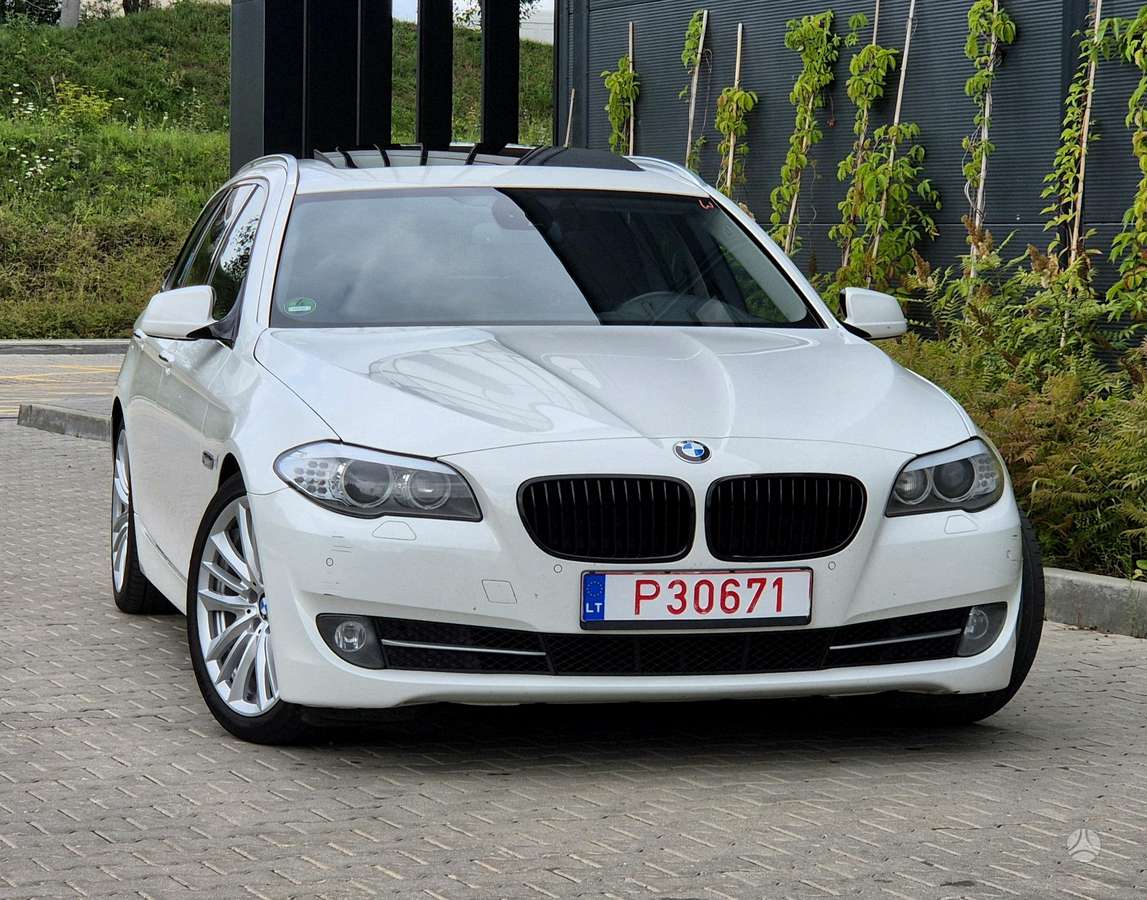 BMW 520, 2.0 l., universalas