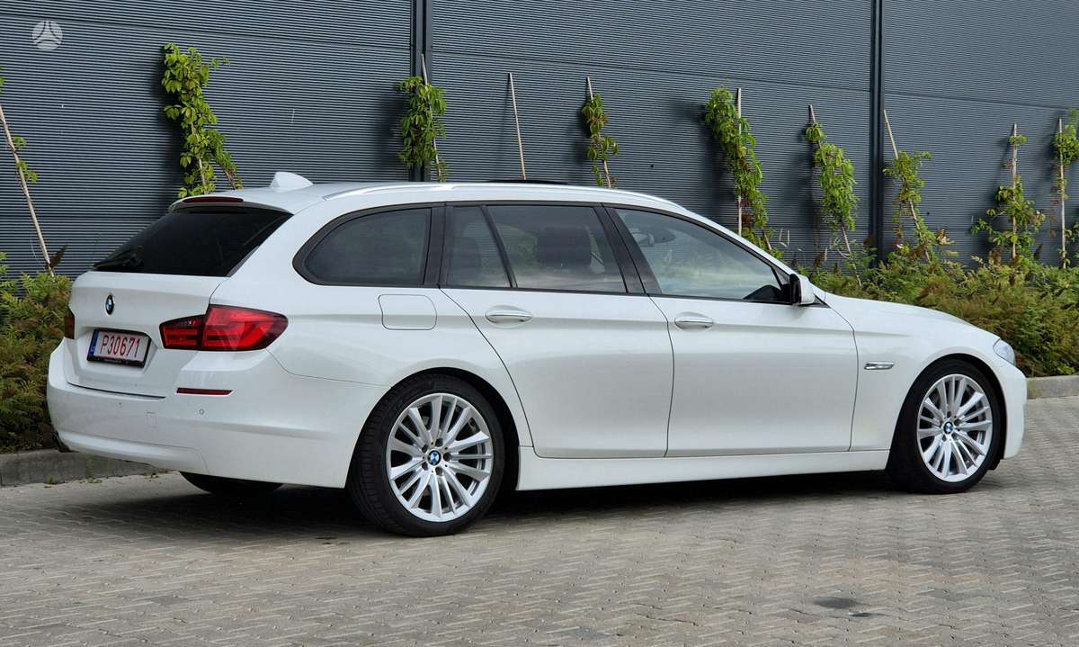 BMW 520, 2.0 l., wagon