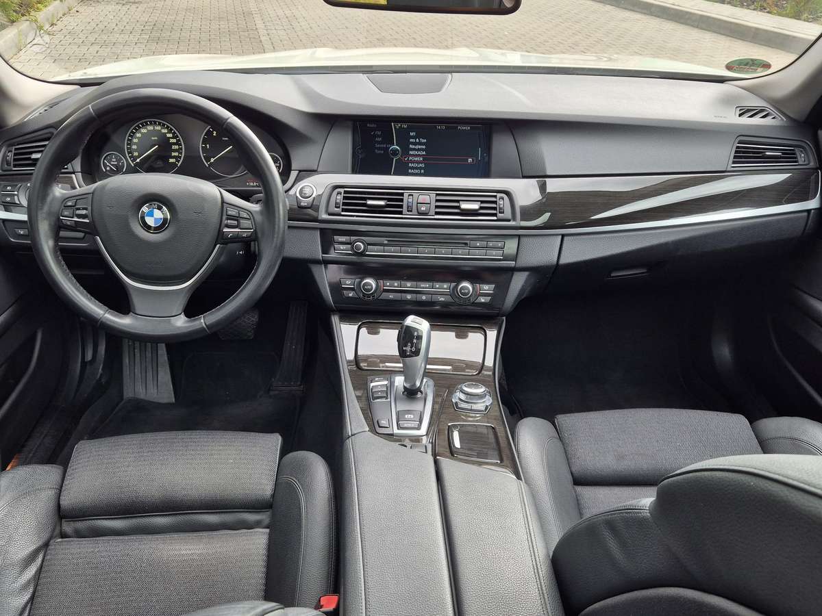 BMW 520, 2.0 l., Универсал