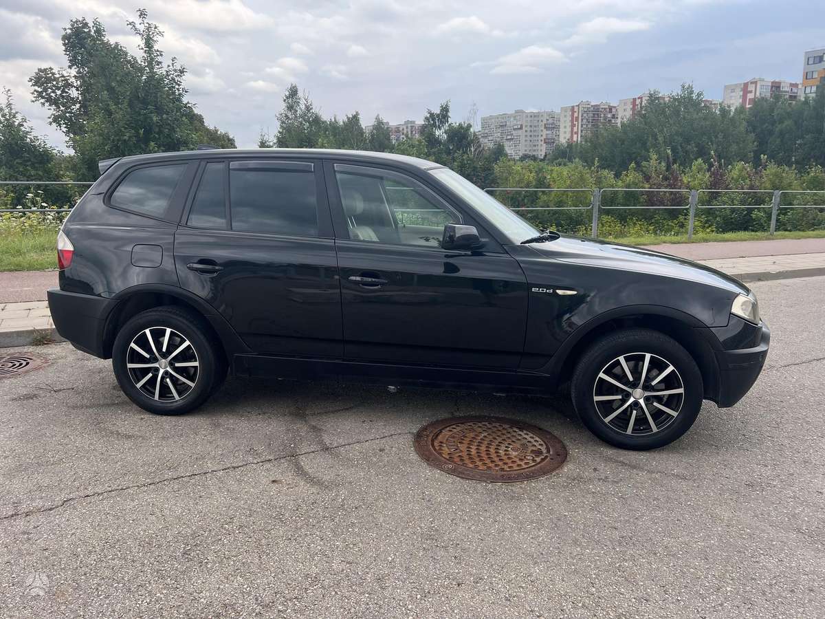 BMW X3, 2.0 l., Минивэн
