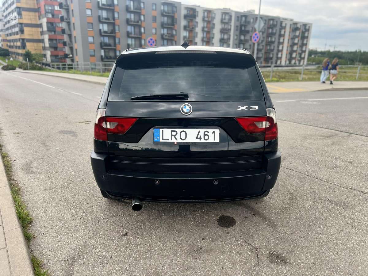 BMW X3, 2.0 l., Минивэн