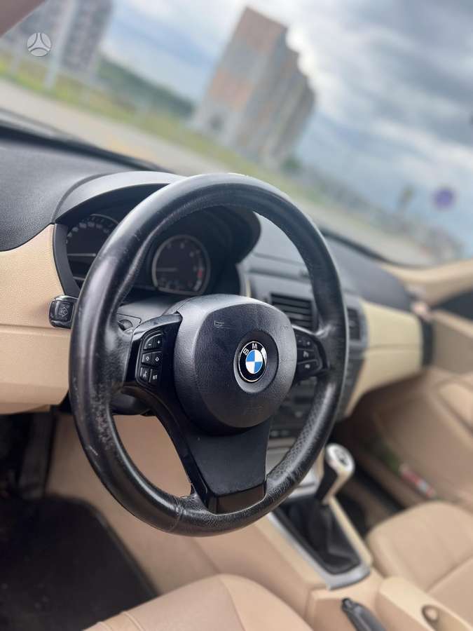 BMW X3, 2.0 l., Минивэн