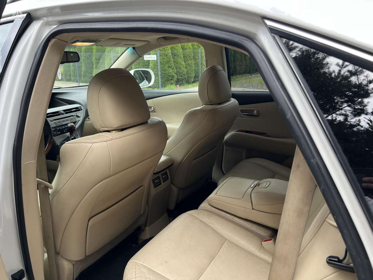 Lexus RX 450h, off-road / crossover