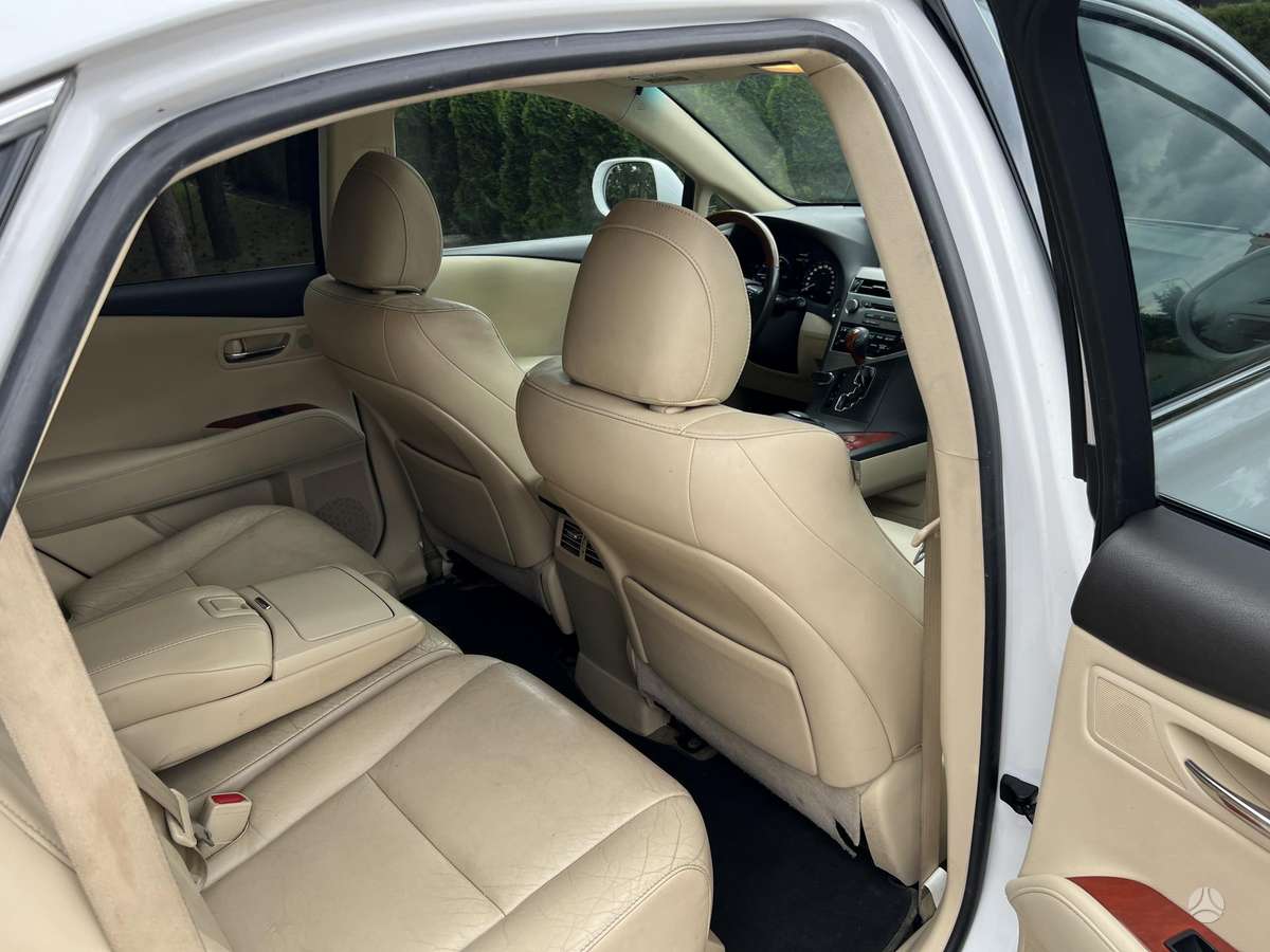 Lexus RX 450h, off-road / crossover