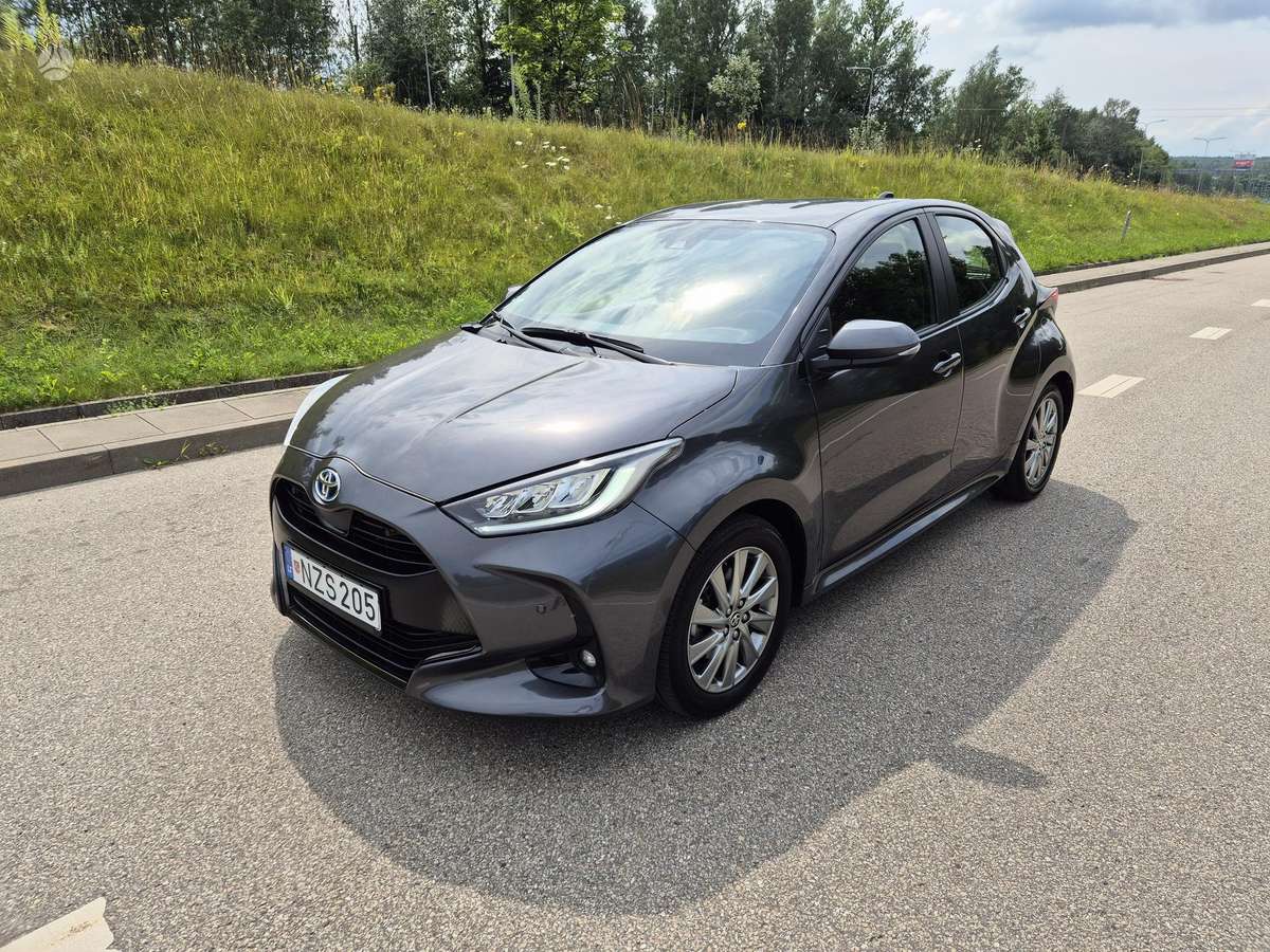 Toyota Yaris - 1
