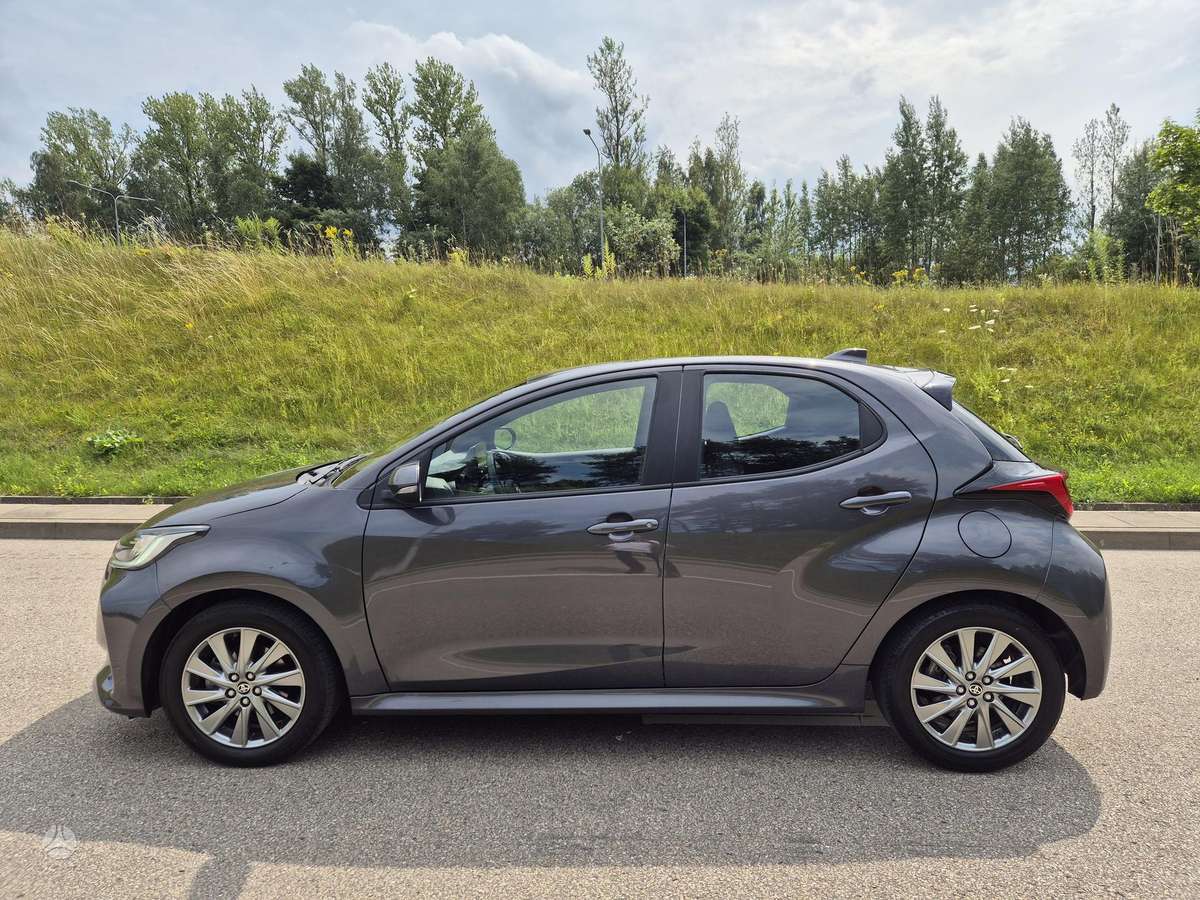 Toyota Yaris - 8