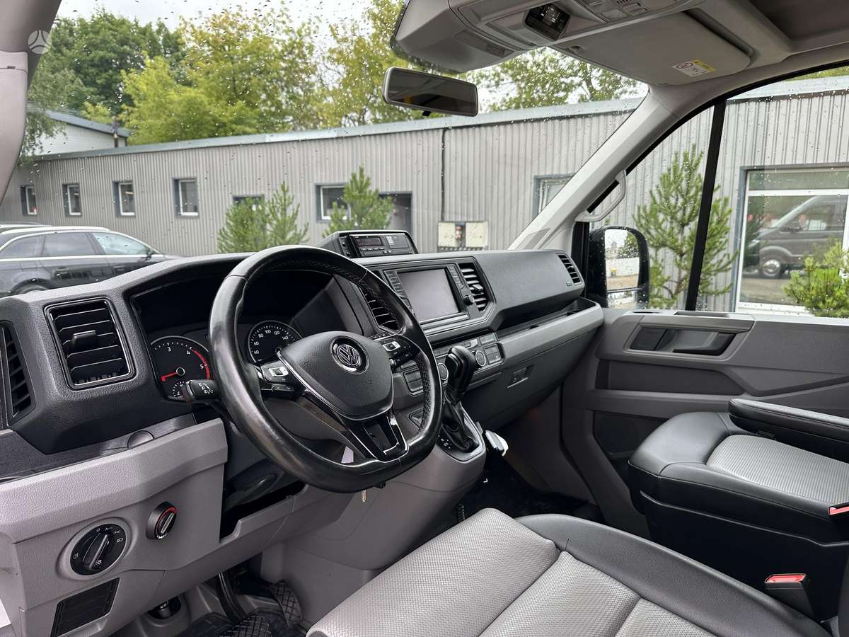 Volkswagen Crafter, passenger minibus