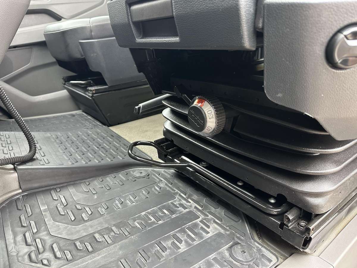 Volkswagen Crafter, passenger minibus
