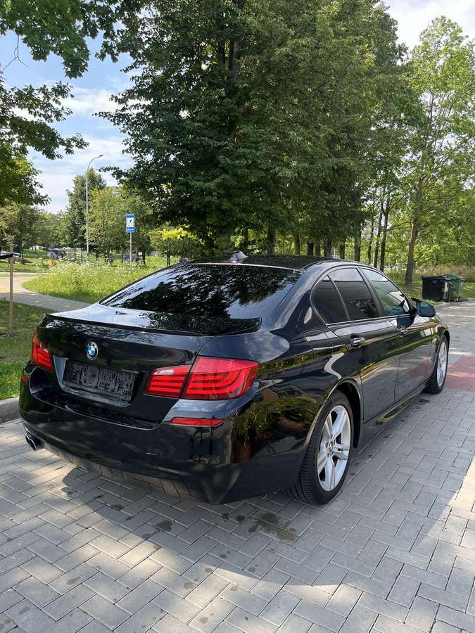 BMW 530, 3.0 l., Седан