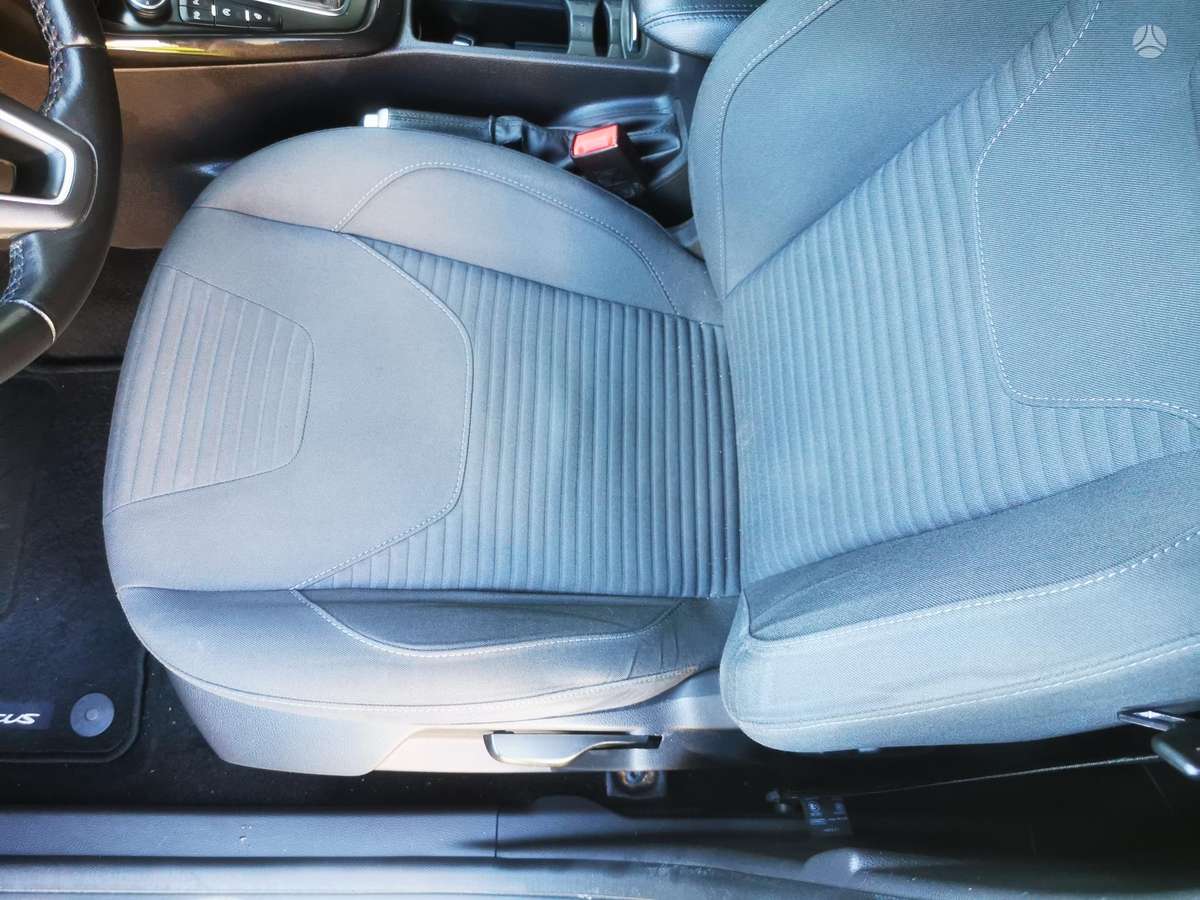 Ford Focus, 1.0 l., Универсал