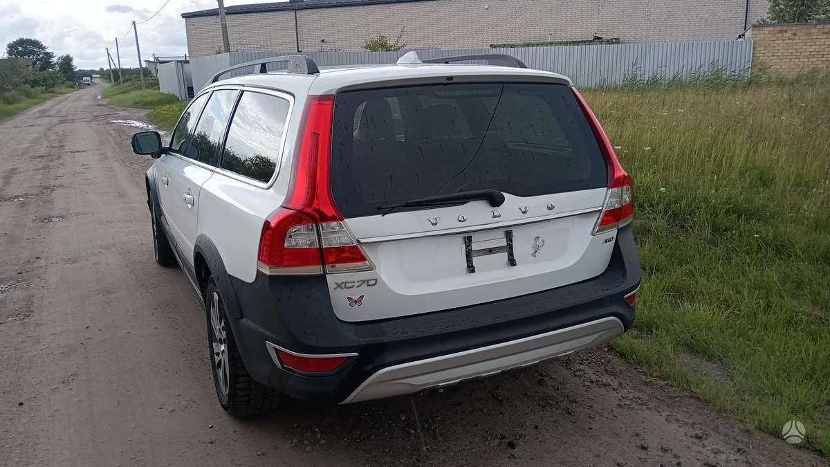 Volvo XC70 - 3