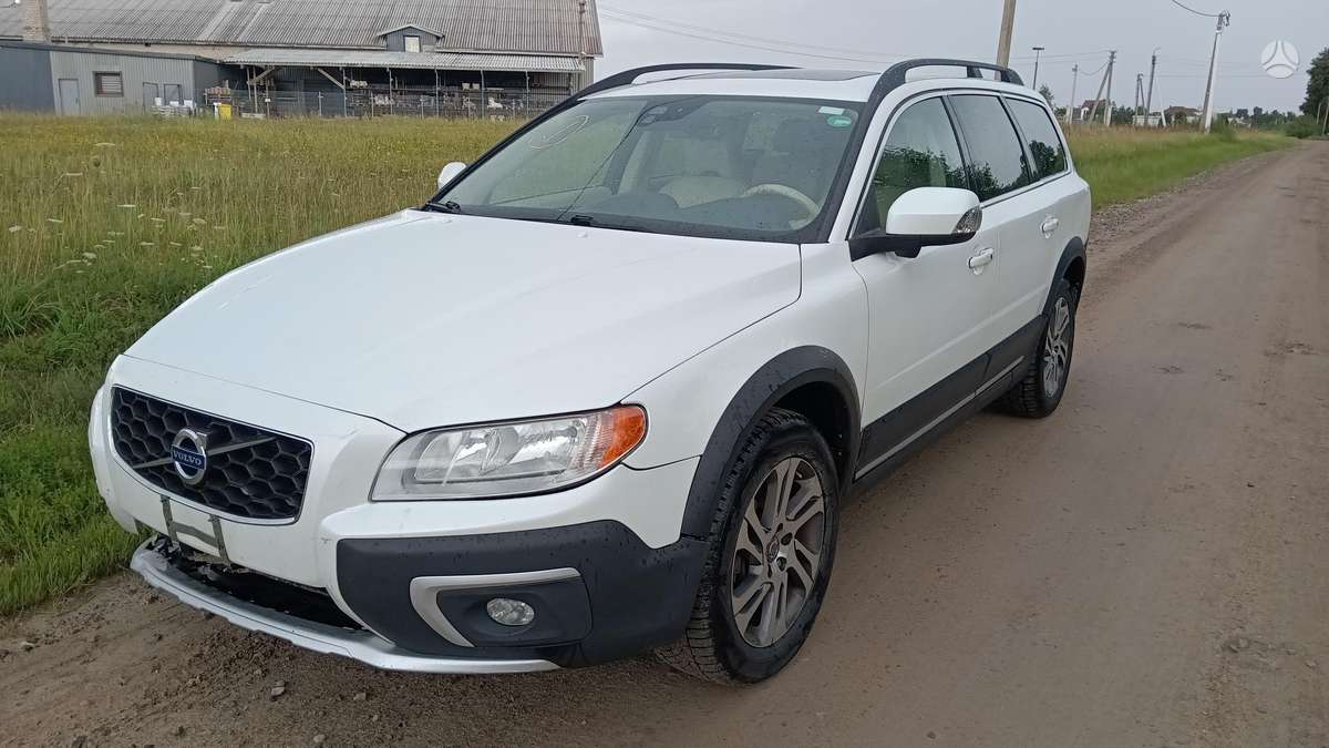 Volvo XC70 - 9