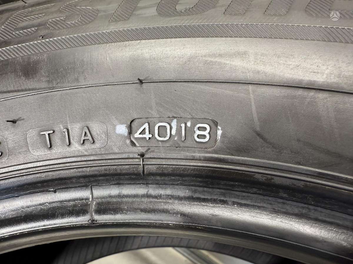 Bridgestone Blizzak lm-80 evo, winter 235/60 R18