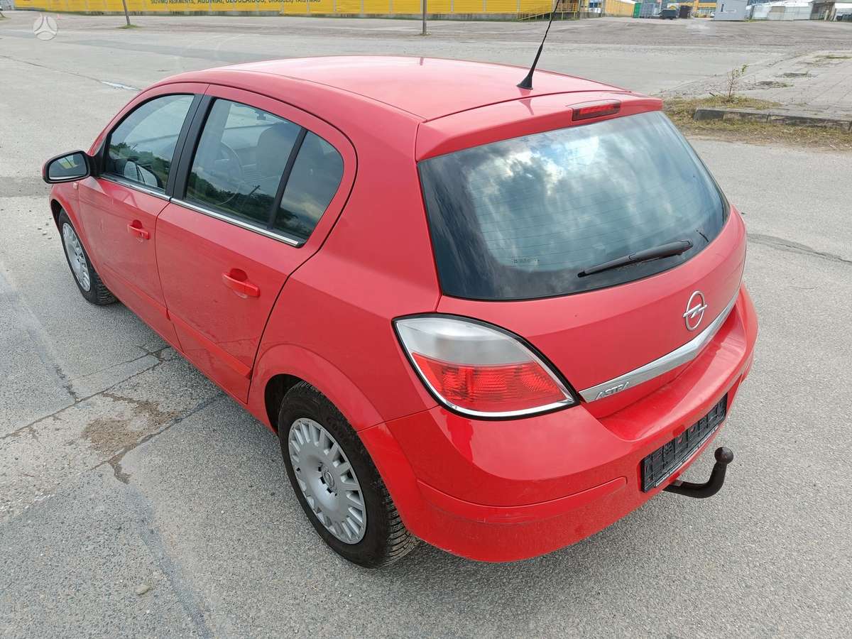 Opel Astra, 1.6 l., Хэтчбек