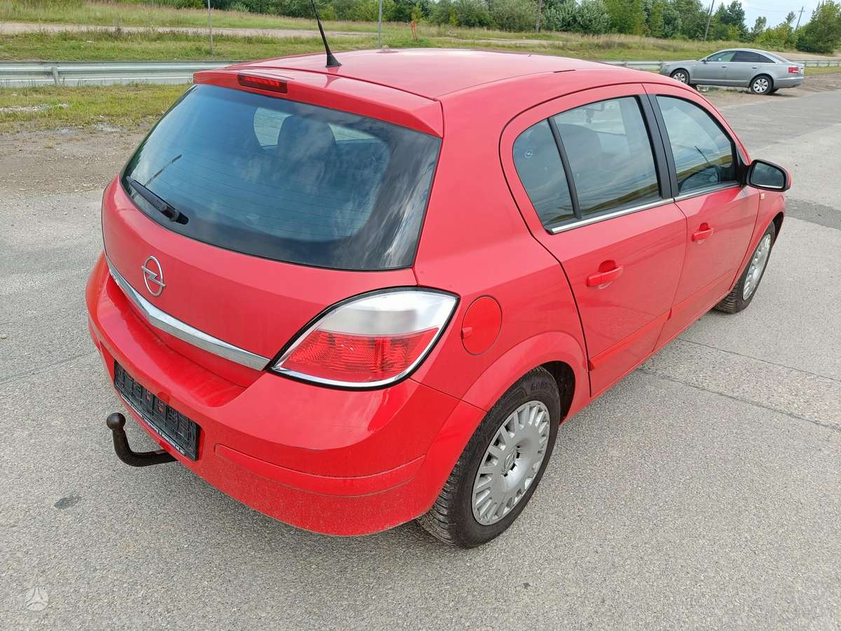 Opel Astra, 1.6 l., Хэтчбек