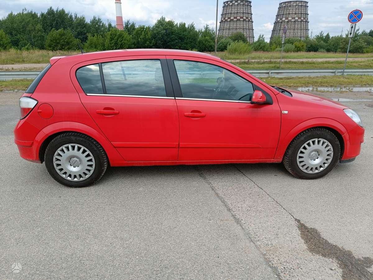 Opel Astra, 1.6 l., Хэтчбек