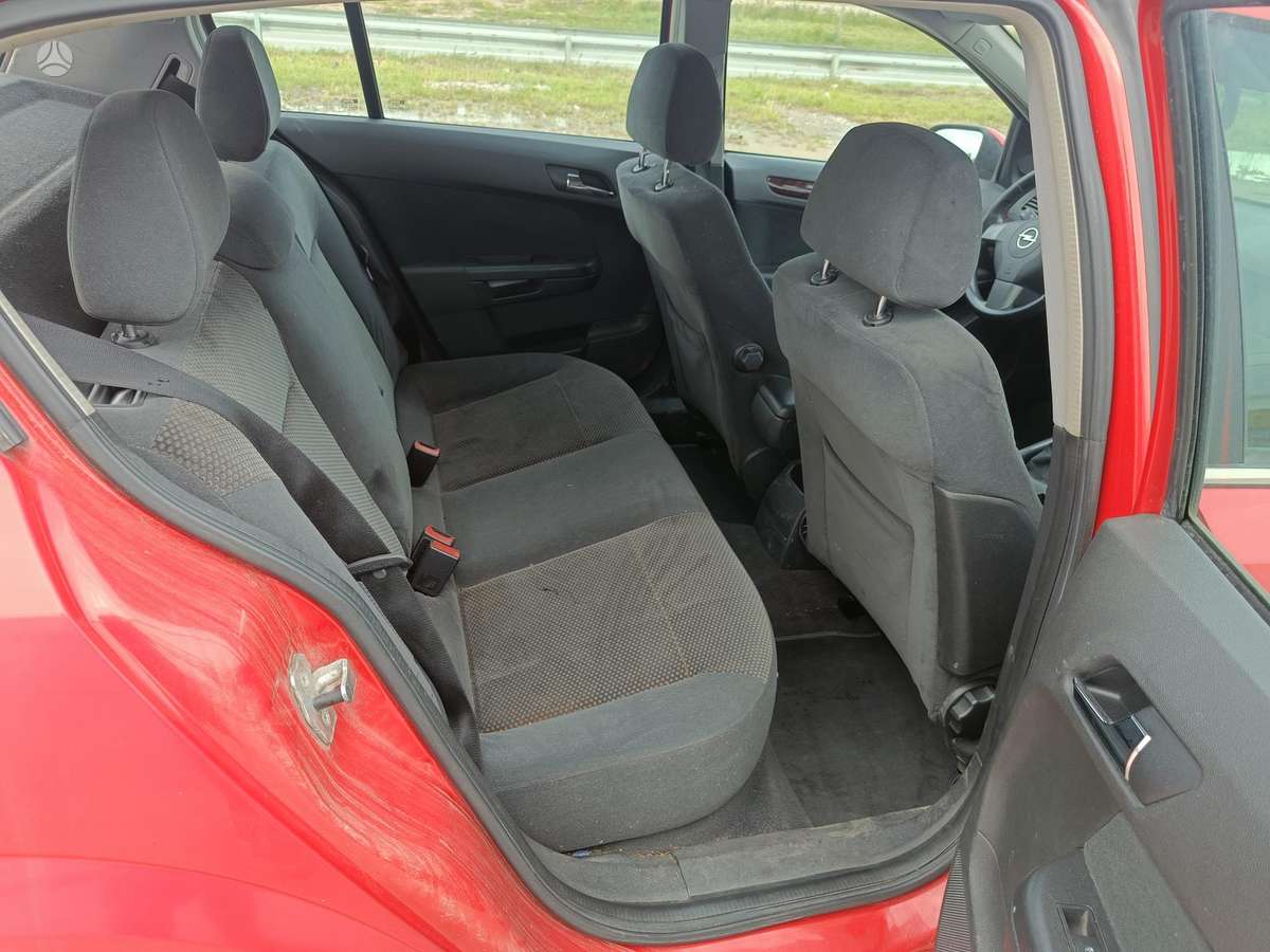 Opel Astra, 1.6 l., Хэтчбек