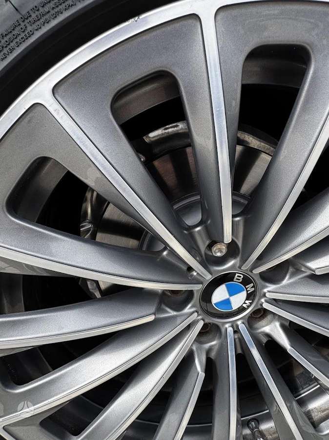 BMW 528, 3.0 l., Седан