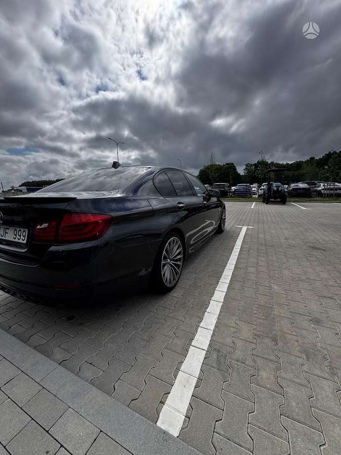BMW 528, 3.0 l., Седан
