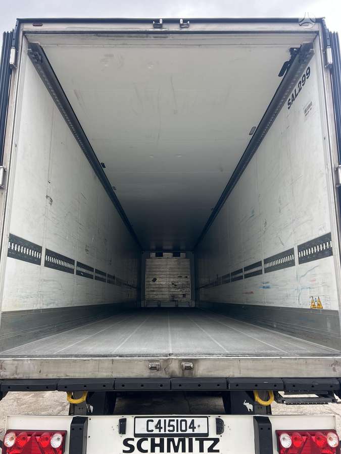 Schmitz SKO 24L FP45, refrigerated