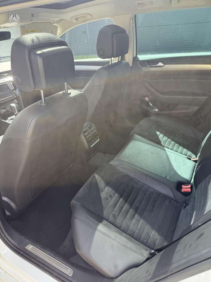 Volkswagen Passat - 9