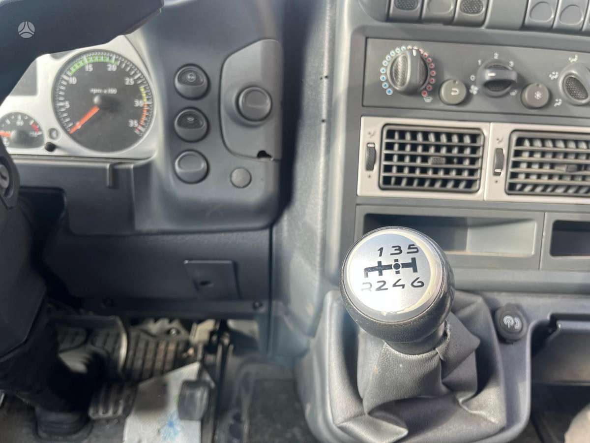 Iveco Euro cargo 80E19, bortiniai